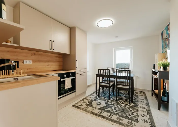 Holiday home Haeuserl Am Wald